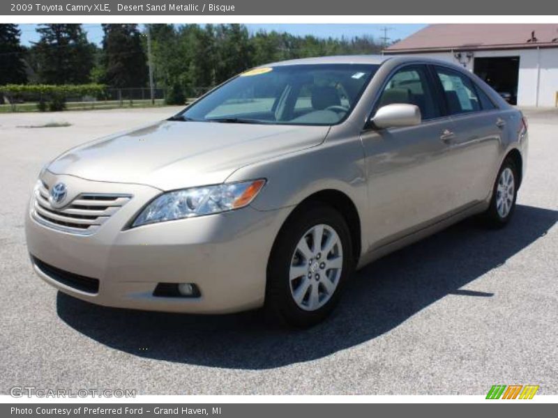 Desert Sand Metallic / Bisque 2009 Toyota Camry XLE