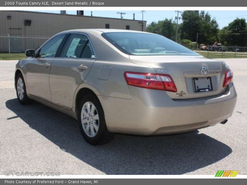 Desert Sand Metallic / Bisque 2009 Toyota Camry XLE