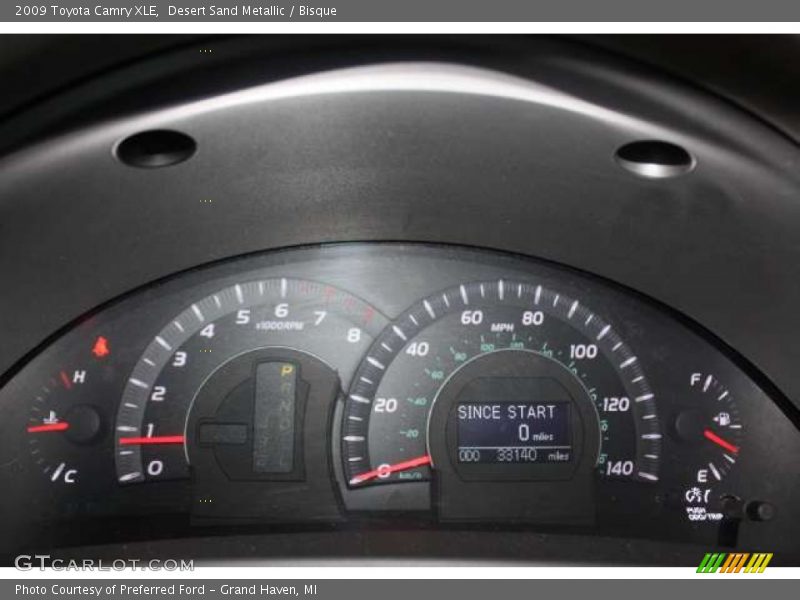 Desert Sand Metallic / Bisque 2009 Toyota Camry XLE