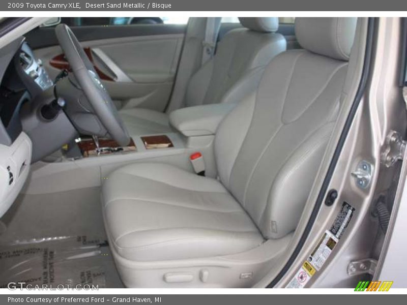 Desert Sand Metallic / Bisque 2009 Toyota Camry XLE