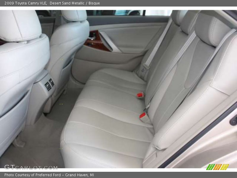 Desert Sand Metallic / Bisque 2009 Toyota Camry XLE
