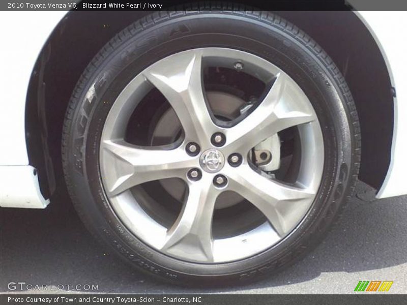 Blizzard White Pearl / Ivory 2010 Toyota Venza V6