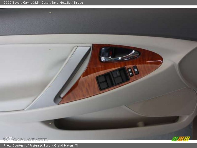 Desert Sand Metallic / Bisque 2009 Toyota Camry XLE