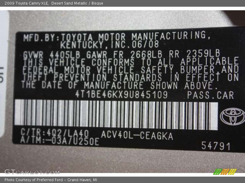 Desert Sand Metallic / Bisque 2009 Toyota Camry XLE