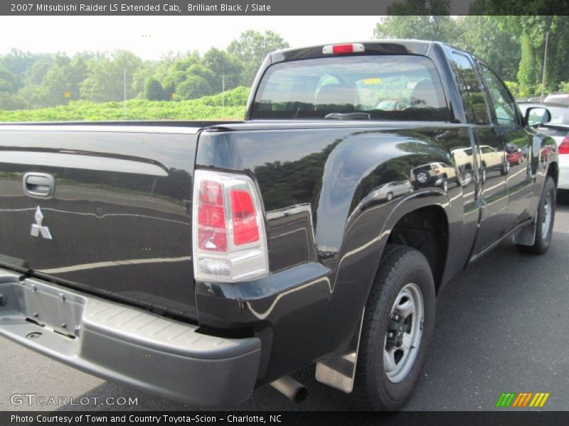 Brilliant Black / Slate 2007 Mitsubishi Raider LS Extended Cab