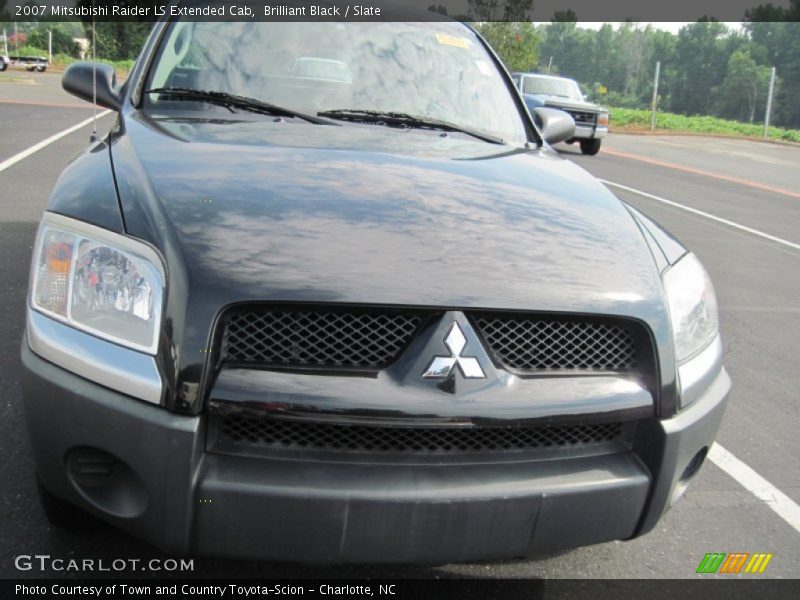 Brilliant Black / Slate 2007 Mitsubishi Raider LS Extended Cab