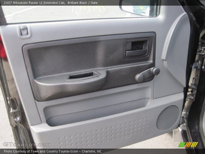 Brilliant Black / Slate 2007 Mitsubishi Raider LS Extended Cab