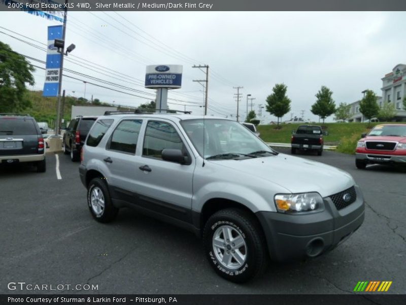 Silver Metallic / Medium/Dark Flint Grey 2005 Ford Escape XLS 4WD