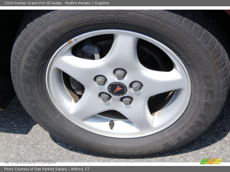 Redfire Metallic / Graphite 2000 Pontiac Grand Prix SE Sedan