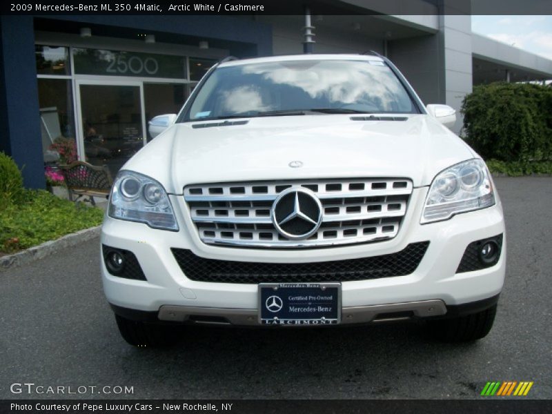 Arctic White / Cashmere 2009 Mercedes-Benz ML 350 4Matic