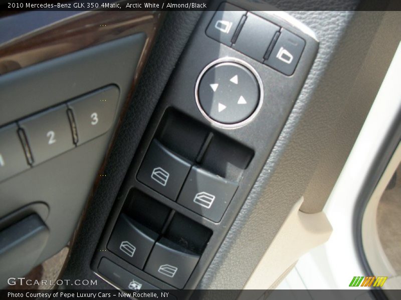 Arctic White / Almond/Black 2010 Mercedes-Benz GLK 350 4Matic