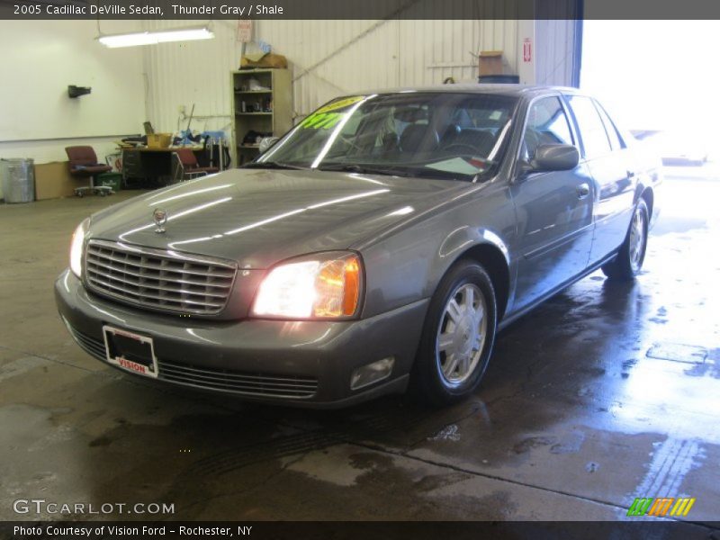 Thunder Gray / Shale 2005 Cadillac DeVille Sedan