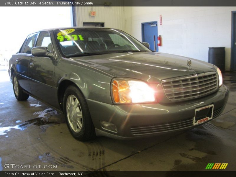 Thunder Gray / Shale 2005 Cadillac DeVille Sedan