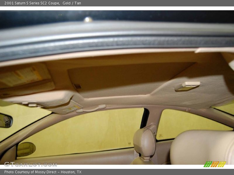 Gold / Tan 2001 Saturn S Series SC2 Coupe