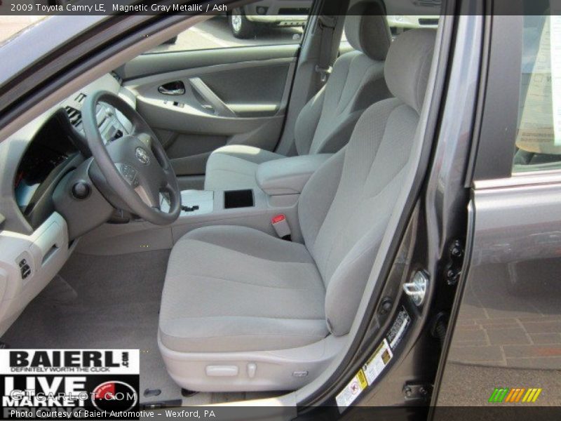 Magnetic Gray Metallic / Ash 2009 Toyota Camry LE