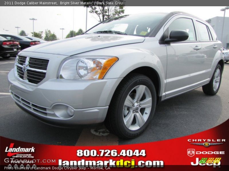Bright Silver Metallic / Dark Slate Gray 2011 Dodge Caliber Mainstreet