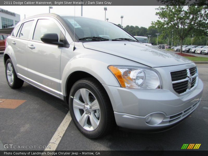 Bright Silver Metallic / Dark Slate Gray 2011 Dodge Caliber Mainstreet