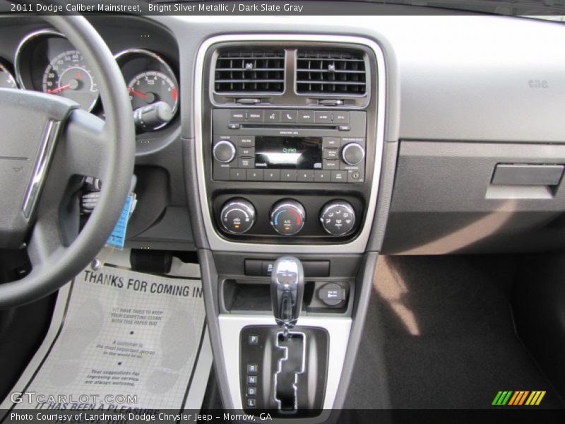 Bright Silver Metallic / Dark Slate Gray 2011 Dodge Caliber Mainstreet