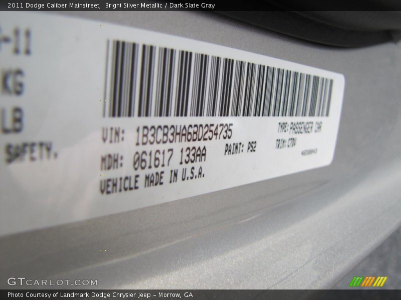 Bright Silver Metallic / Dark Slate Gray 2011 Dodge Caliber Mainstreet