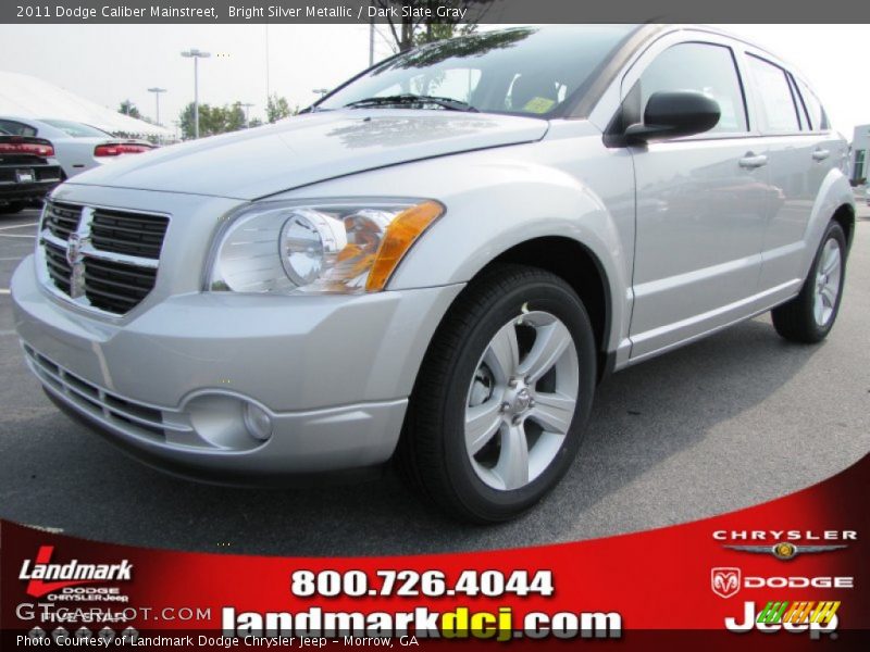 Bright Silver Metallic / Dark Slate Gray 2011 Dodge Caliber Mainstreet