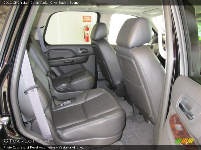 Onyx Black / Ebony 2011 GMC Yukon Denali AWD