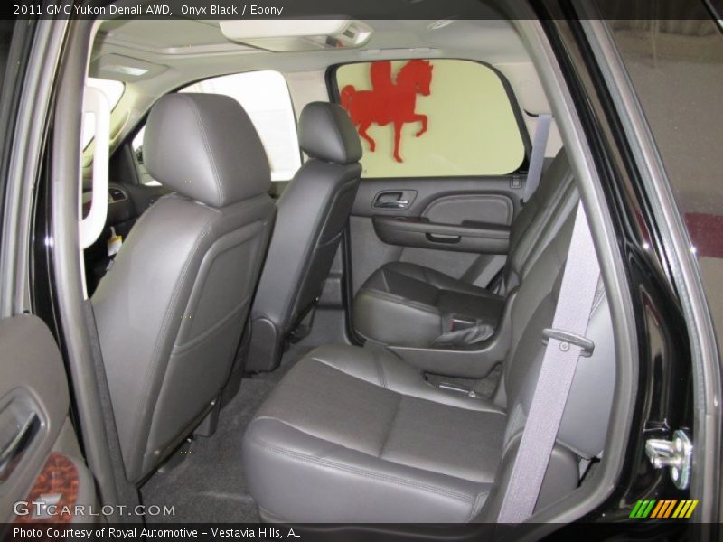 Onyx Black / Ebony 2011 GMC Yukon Denali AWD