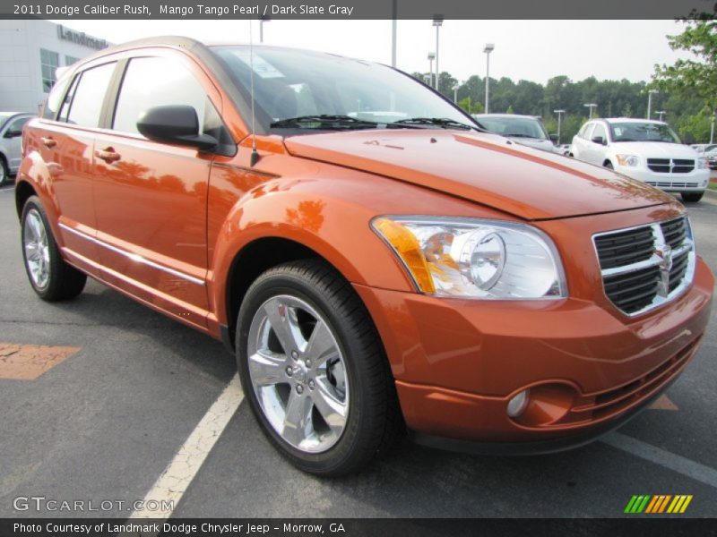 Front 3/4 View of 2011 Caliber Rush