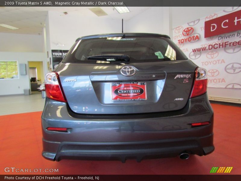 Magnetic Gray Metallic / Dark Charcoal 2009 Toyota Matrix S AWD