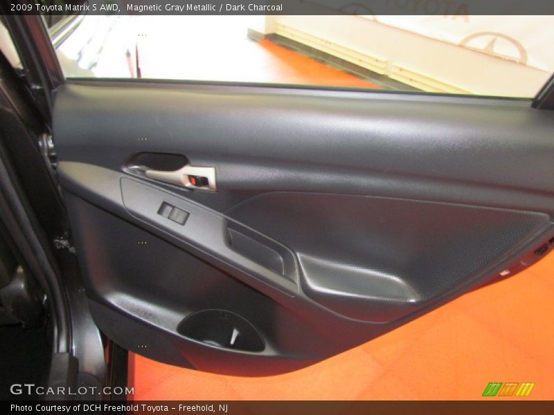 Magnetic Gray Metallic / Dark Charcoal 2009 Toyota Matrix S AWD