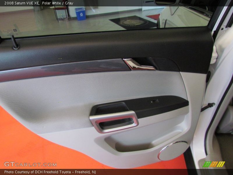 Polar White / Gray 2008 Saturn VUE XE