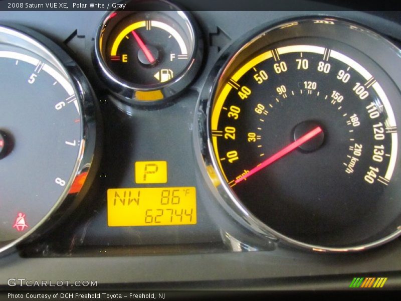 Polar White / Gray 2008 Saturn VUE XE