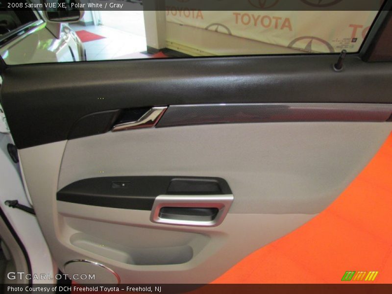 Polar White / Gray 2008 Saturn VUE XE