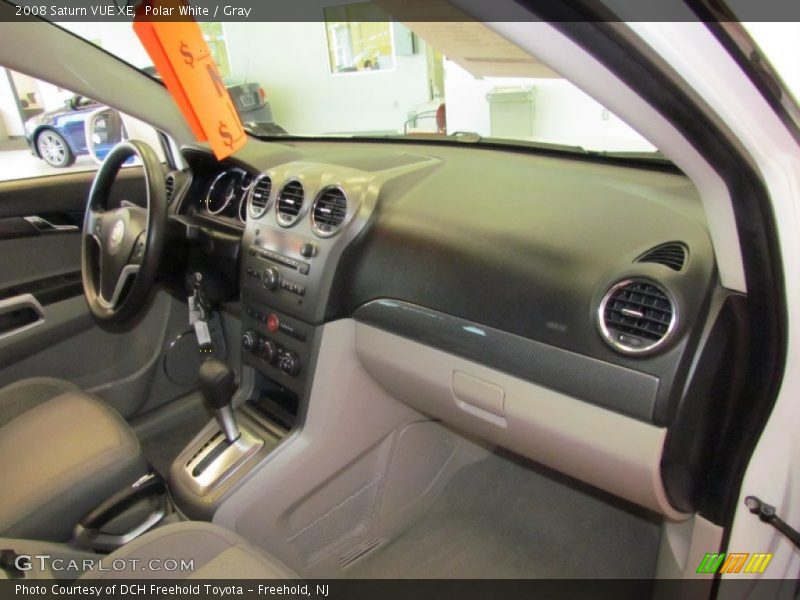 Polar White / Gray 2008 Saturn VUE XE