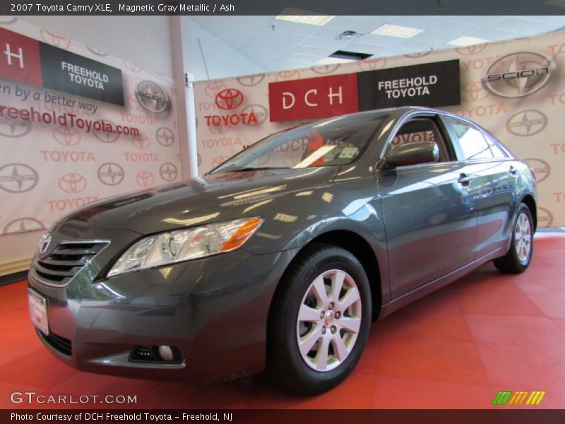 Magnetic Gray Metallic / Ash 2007 Toyota Camry XLE