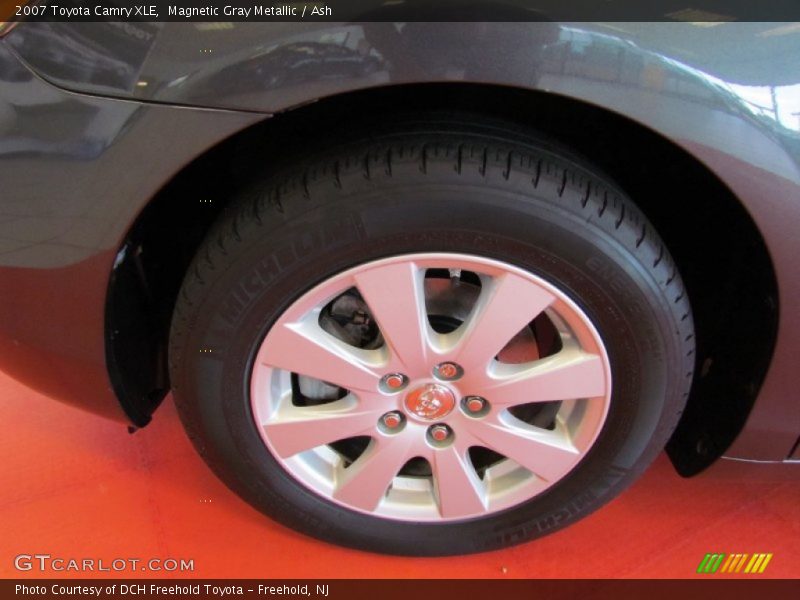 Magnetic Gray Metallic / Ash 2007 Toyota Camry XLE