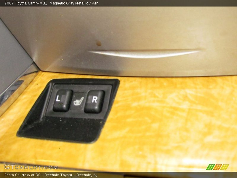 Magnetic Gray Metallic / Ash 2007 Toyota Camry XLE