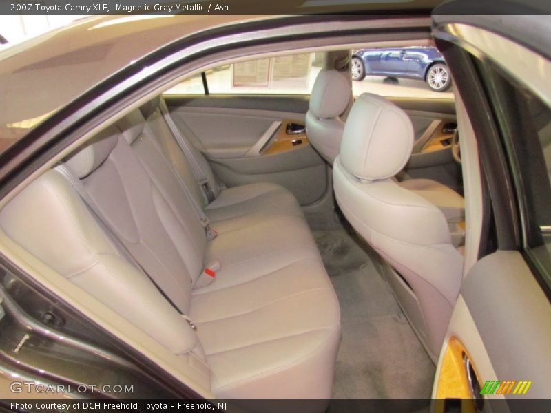 Magnetic Gray Metallic / Ash 2007 Toyota Camry XLE