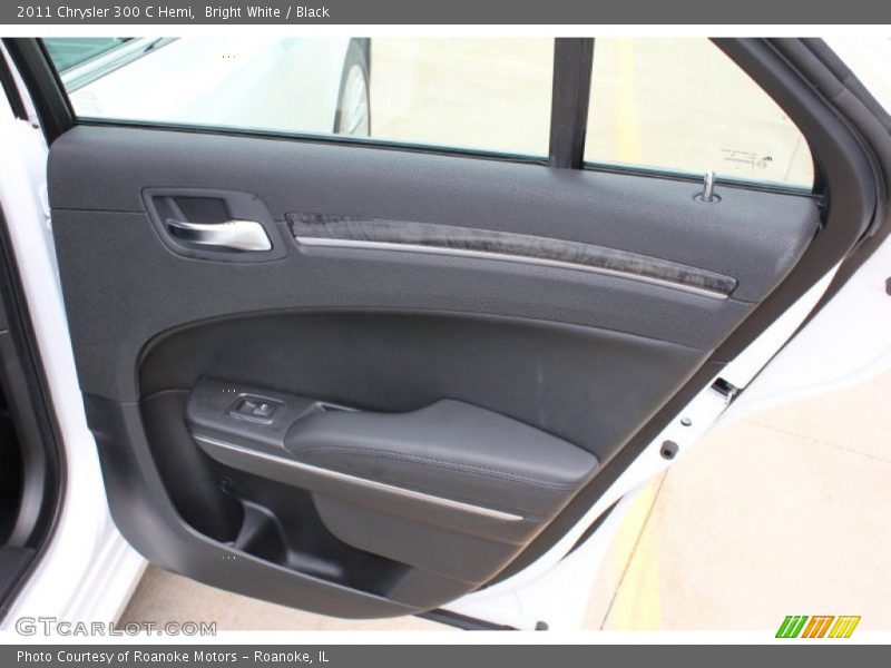 Bright White / Black 2011 Chrysler 300 C Hemi