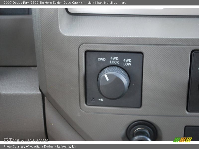 Light Khaki Metallic / Khaki 2007 Dodge Ram 2500 Big Horn Edition Quad Cab 4x4