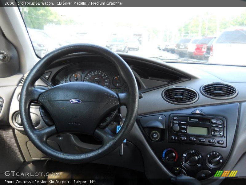CD Silver Metallic / Medium Graphite 2000 Ford Focus SE Wagon