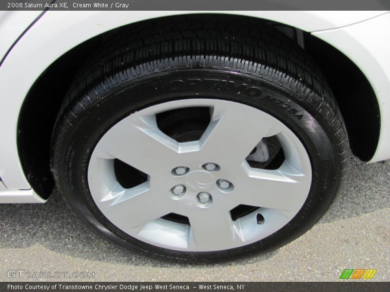 Cream White / Gray 2008 Saturn Aura XE