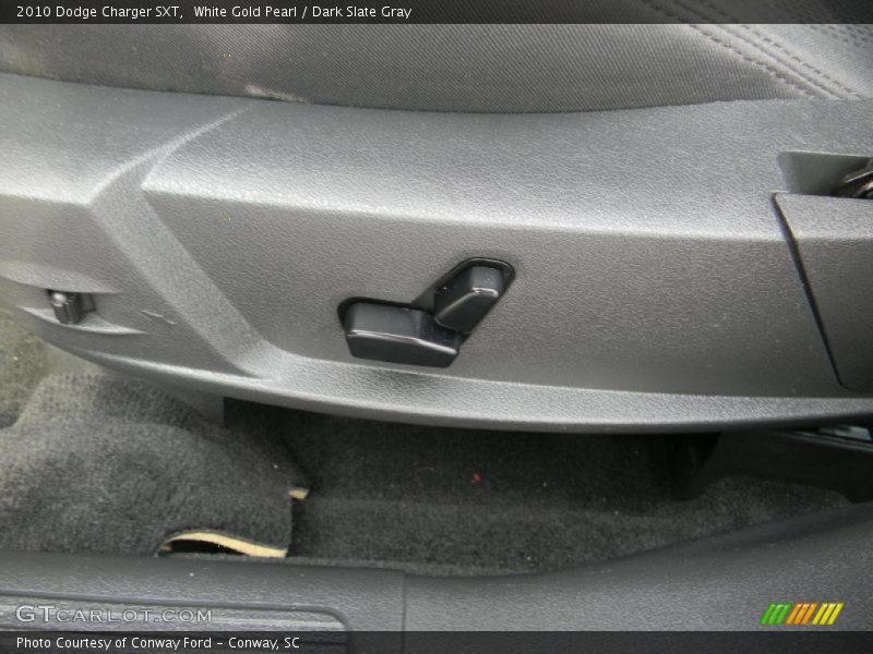 White Gold Pearl / Dark Slate Gray 2010 Dodge Charger SXT