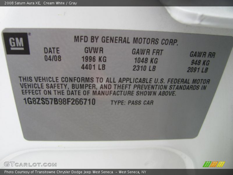Cream White / Gray 2008 Saturn Aura XE
