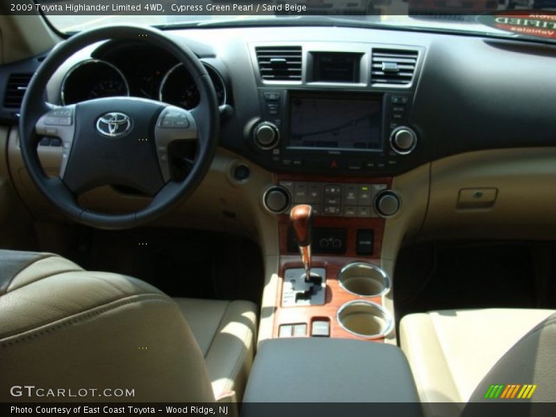 Cypress Green Pearl / Sand Beige 2009 Toyota Highlander Limited 4WD