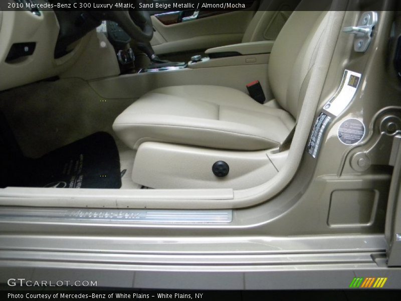 Sand Beige Metallic / Almond/Mocha 2010 Mercedes-Benz C 300 Luxury 4Matic