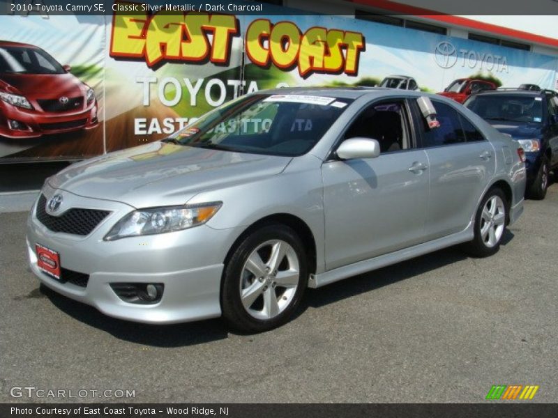 Classic Silver Metallic / Dark Charcoal 2010 Toyota Camry SE