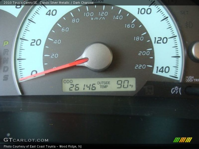 Classic Silver Metallic / Dark Charcoal 2010 Toyota Camry SE