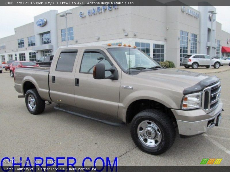 Arizona Beige Metallic / Tan 2006 Ford F250 Super Duty XLT Crew Cab 4x4