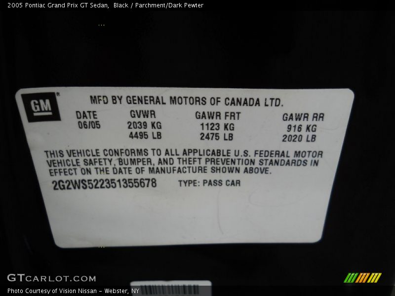 Black / Parchment/Dark Pewter 2005 Pontiac Grand Prix GT Sedan