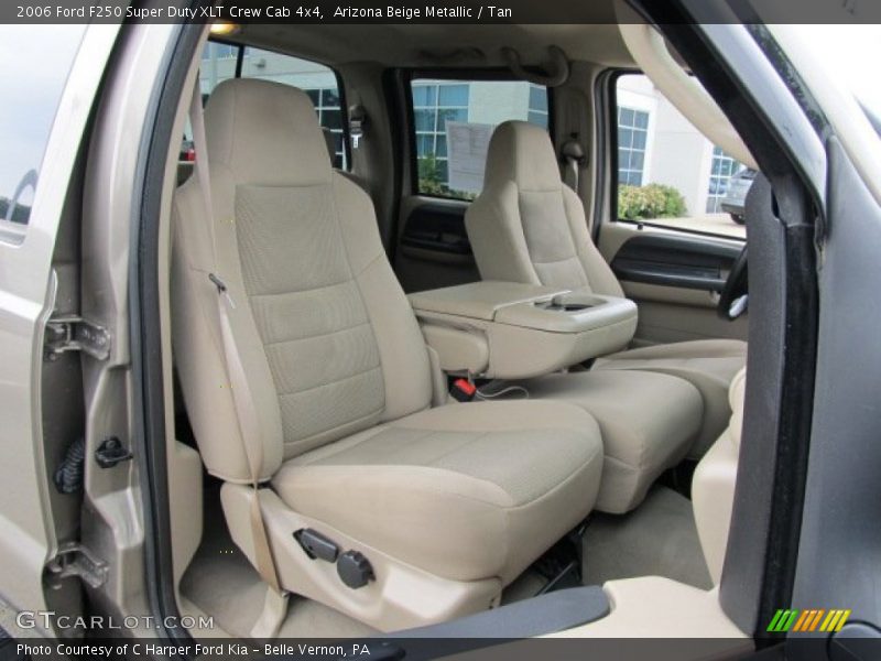  2006 F250 Super Duty XLT Crew Cab 4x4 Tan Interior